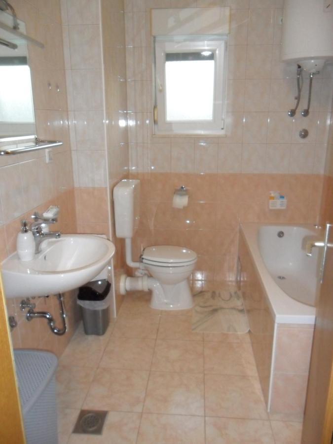 Apartman Ljubica Трогир Экстерьер фото